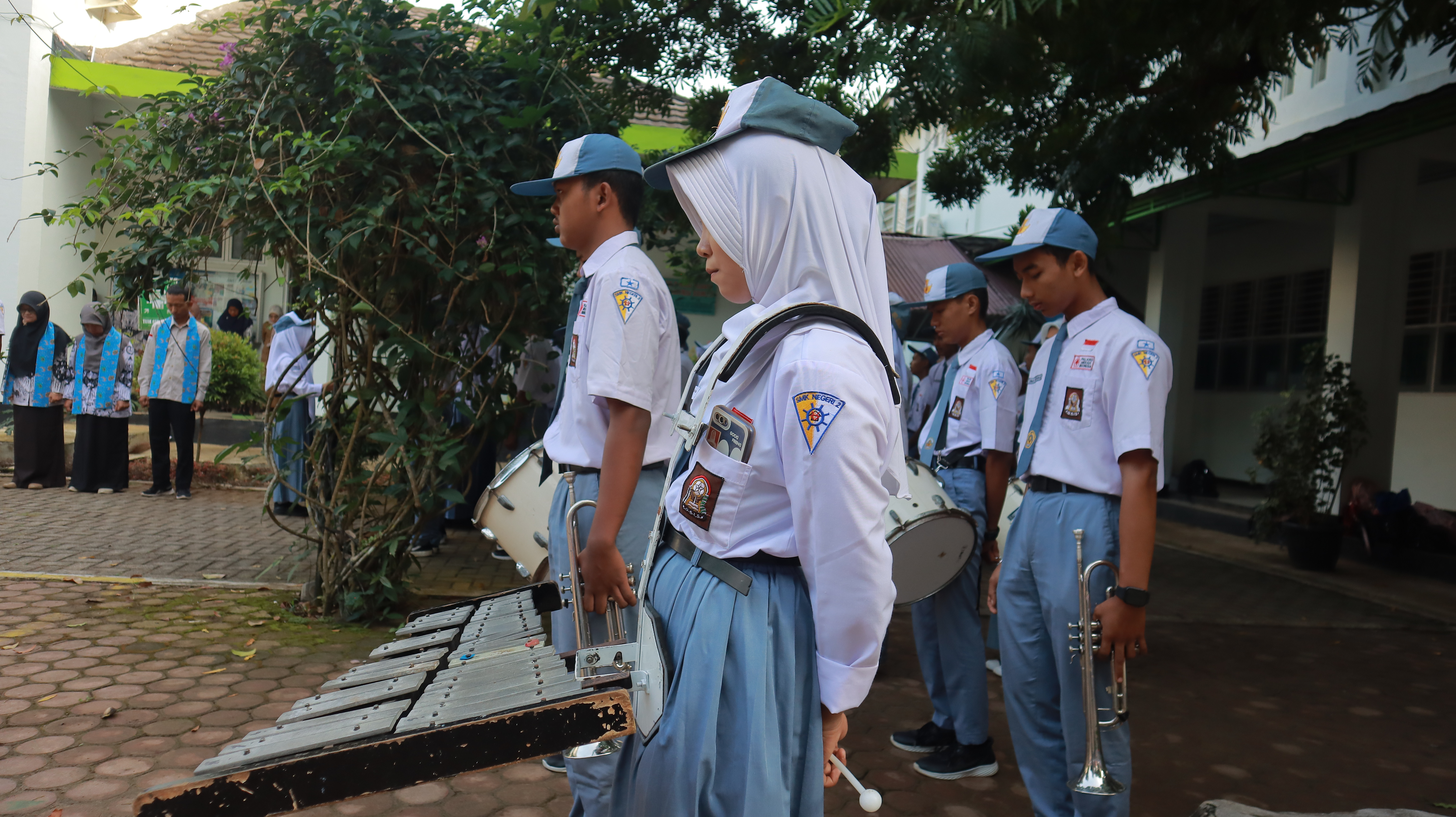 Upacara Bendera di Sekolah
