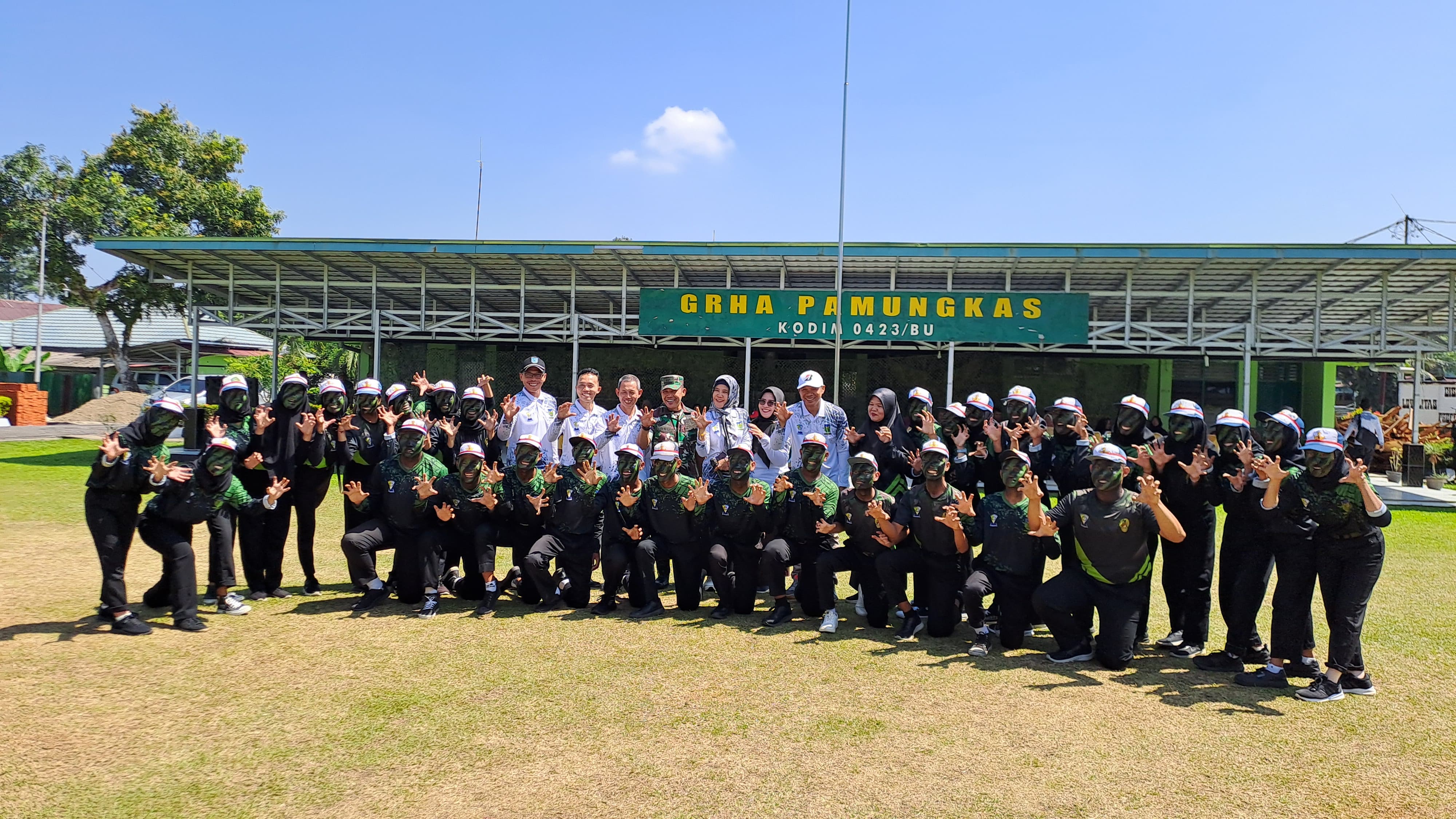 Ketarunaan SMKN 2 Bengkulu Utara T.A 2024/2025 Bersama Kodim 0423 Bengkulu Utara